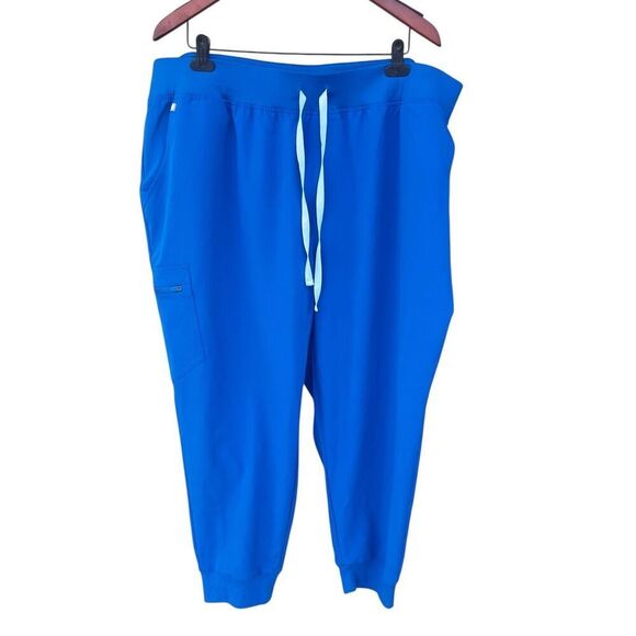 Figs 5xl Rafaela 3 pocket top high waisted Zamora pants scrub set Aya healthcare - Picture 4 of 9